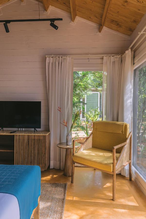 Larisa Resort Ashwem Mandrem Extérieur photo